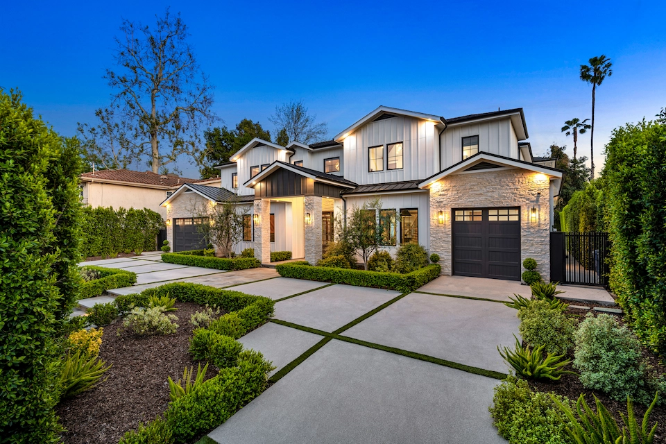 Los Angeles home exterior at dusk
